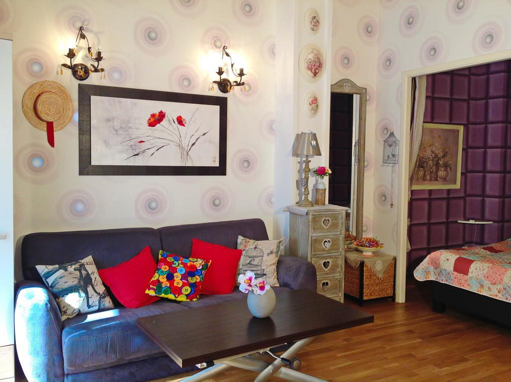 Studio Alberti Niza Habitación foto